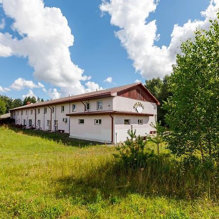 Viesu Nams “Dimantu Ferma” Hotel Ikšķile Exterior foto