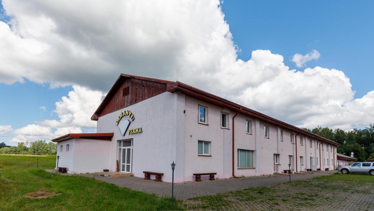 Viesu Nams “Dimantu Ferma” Hotel Ikšķile Exterior foto